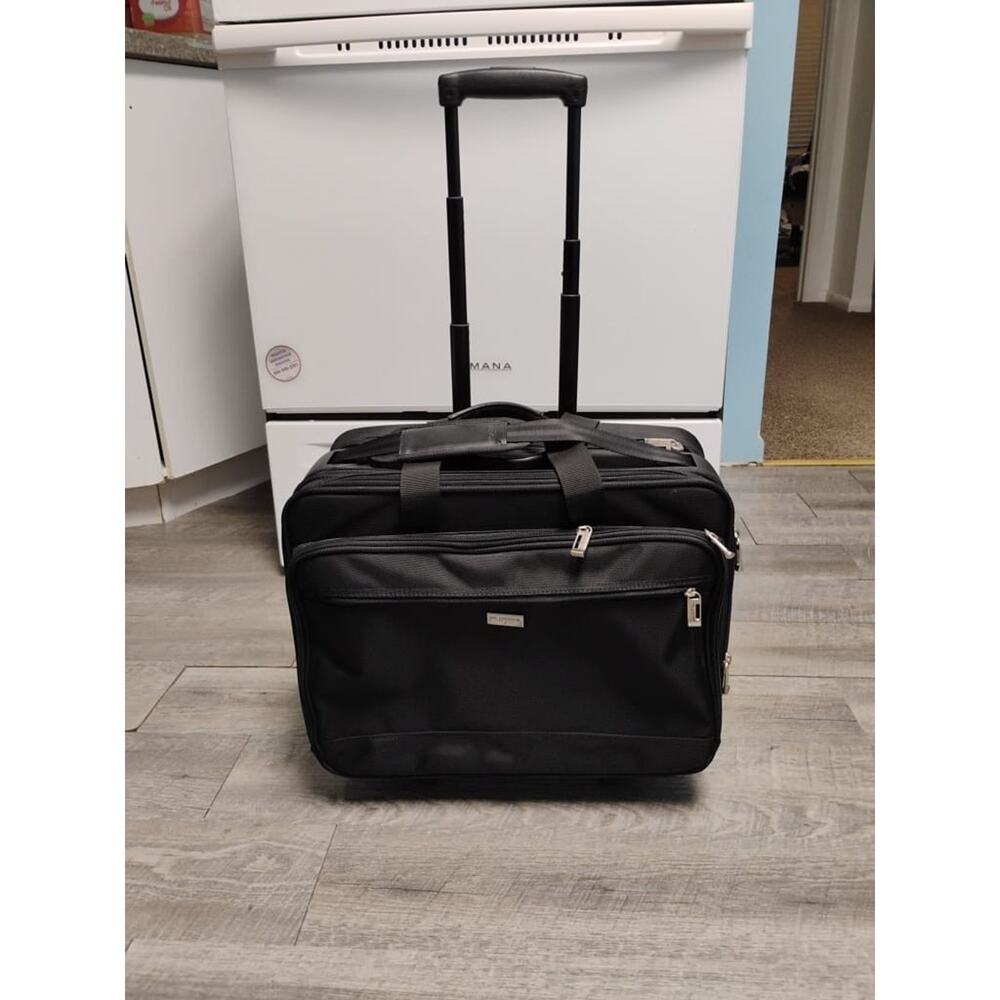 U.S. Luggage New York Laptop/File /Multi Pocket Briefcase